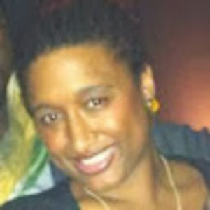 Meet your Posher, Adrienne